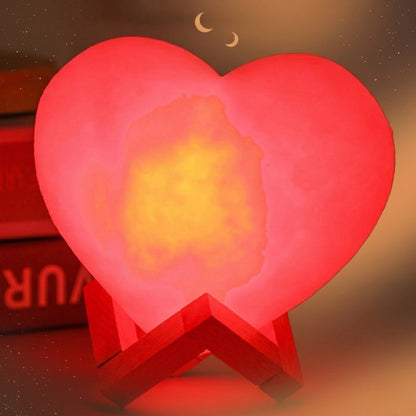 Veilleuse bébé cœur rechargeable – 16 couleurs, télécommande & socle bois – CœurLumière