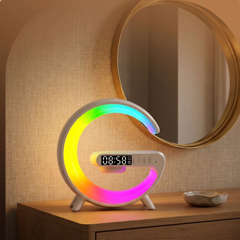 Veilleuse Adulte RGB Chargeur Sans Fil 15W Bluetooth Enceinte Réveil 9 Modes — DiwaRGB