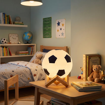 Veilleuse bébé football bois lumière chaude – BalleNuit