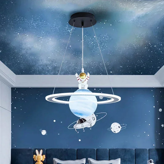 Veilleuse astronaute suspension LED Saturne – Éclairage chambre enfant galaxie 450mm – OrbitKid
