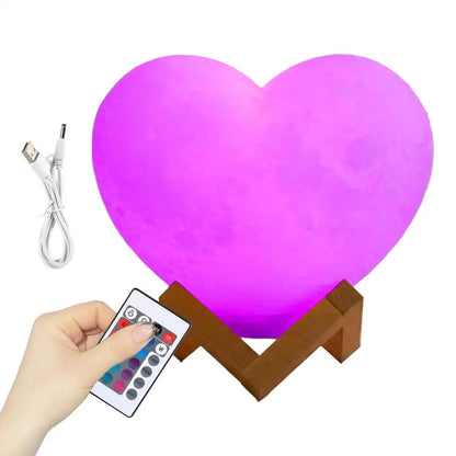 Veilleuse bébé cœur rechargeable – 16 couleurs, télécommande & socle bois – CœurLumière